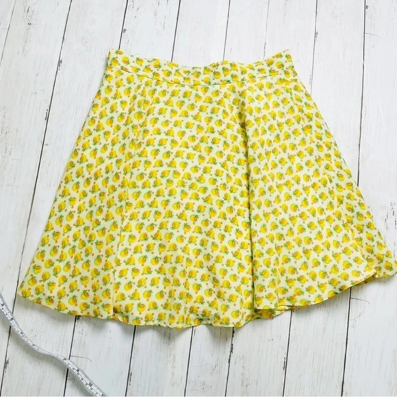 Forever 21 Exclusive Lemon\Orange Print‎ Skater Skirt Size XS - Picture 6 of 7